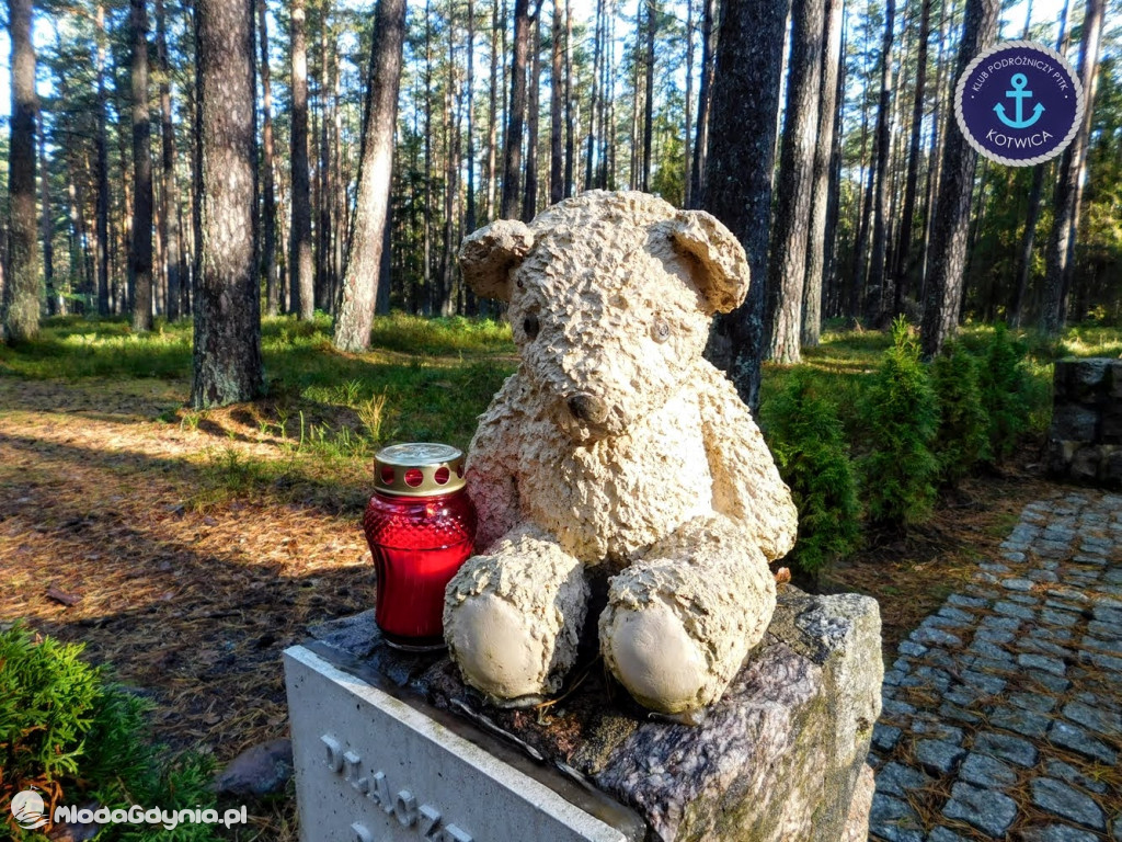 Wycieczka Nr 9 Klubu Podróżniczego PTTK Kotwica - Pamiętamy o Piaśnicy - 17.10.2020