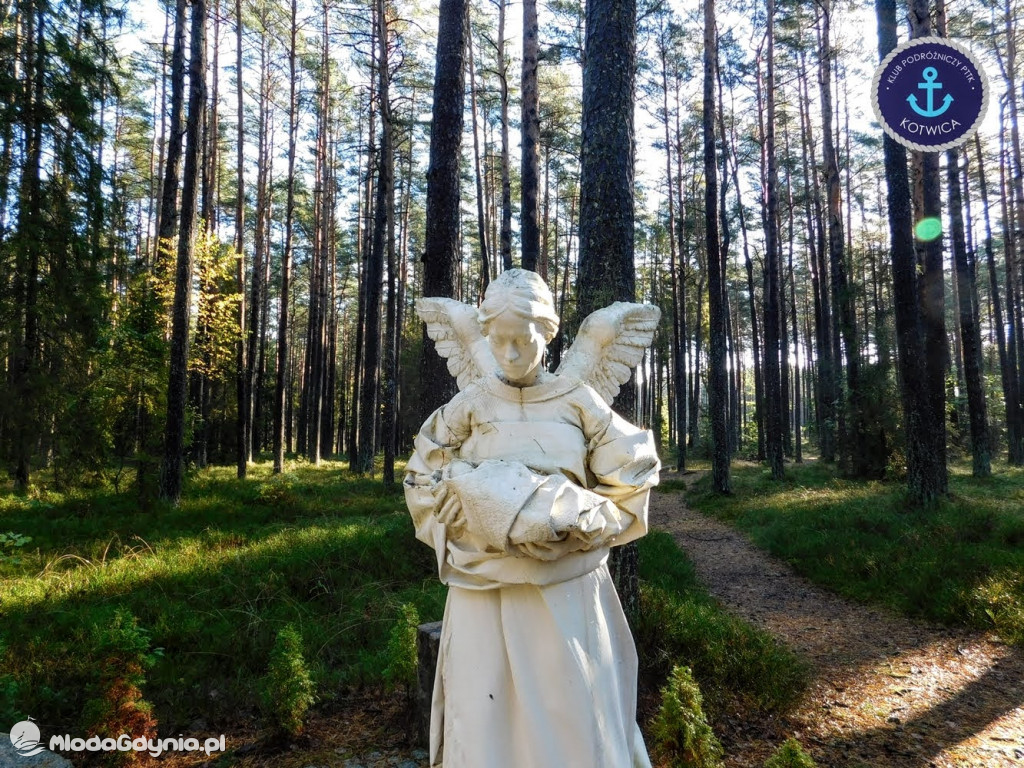 Wycieczka Nr 9 Klubu Podróżniczego PTTK Kotwica - Pamiętamy o Piaśnicy - 17.10.2020