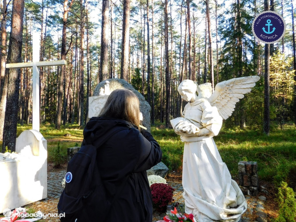 Wycieczka Nr 9 Klubu Podróżniczego PTTK Kotwica - Pamiętamy o Piaśnicy - 17.10.2020