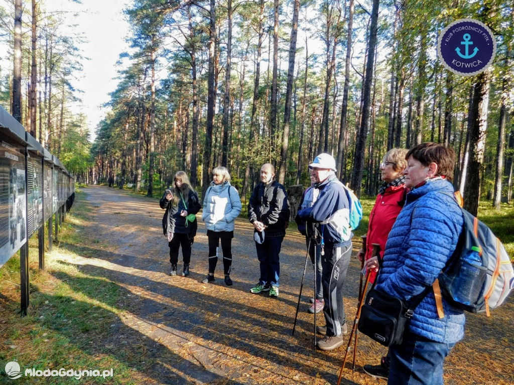 Wycieczka Nr 9 Klubu Podróżniczego PTTK Kotwica - Pamiętamy o Piaśnicy - 17.10.2020