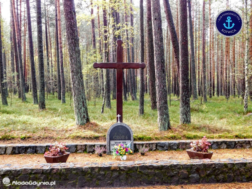 Wycieczka Nr 9 Klubu Podróżniczego PTTK Kotwica - Pamiętamy o Piaśnicy - 17.10.2020