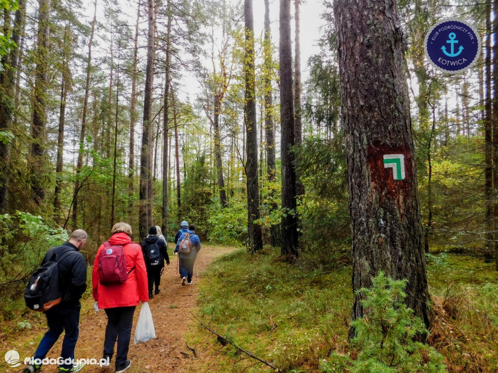 Wycieczka Nr 9 Klubu Podróżniczego PTTK Kotwica - Pamiętamy o Piaśnicy - 17.10.2020