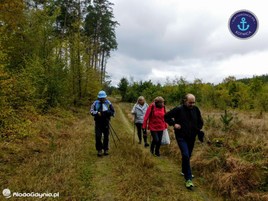 Wycieczka Nr 9 Klubu Podróżniczego PTTK Kotwica - Pamiętamy o Piaśnicy - 17.10.2020