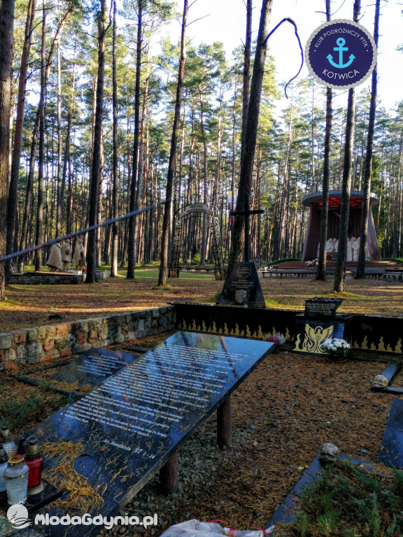 Wycieczka Nr 9 Klubu Podróżniczego PTTK Kotwica - Pamiętamy o Piaśnicy - 17.10.2020