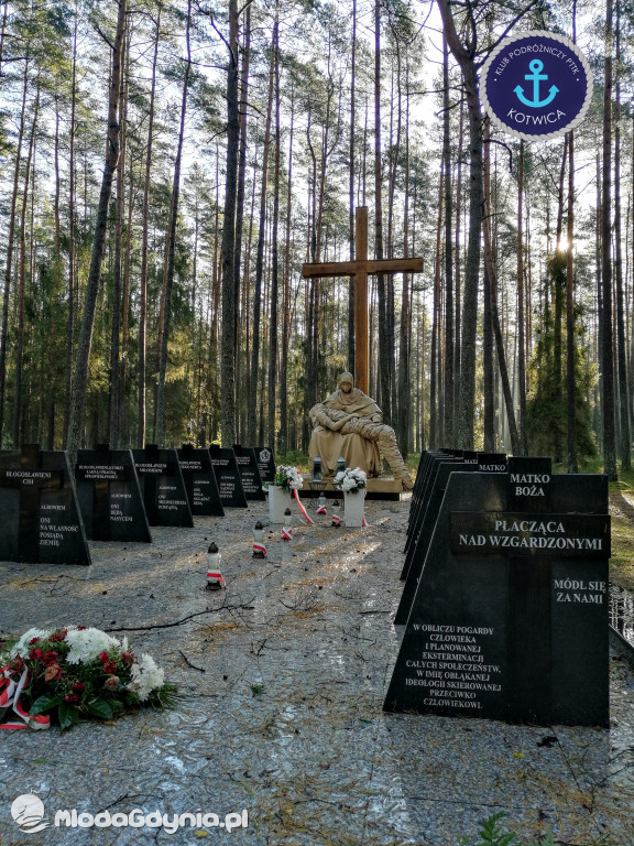 Wycieczka Nr 9 Klubu Podróżniczego PTTK Kotwica - Pamiętamy o Piaśnicy - 17.10.2020