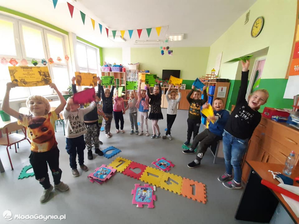 SP 33 - pasowanie na  świetliczaka 2020