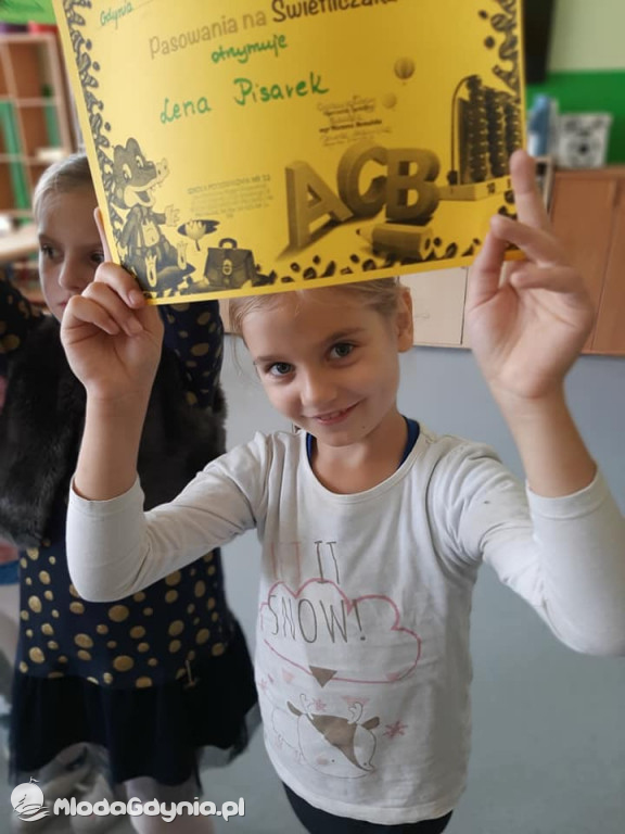 SP 33 - pasowanie na  świetliczaka 2020