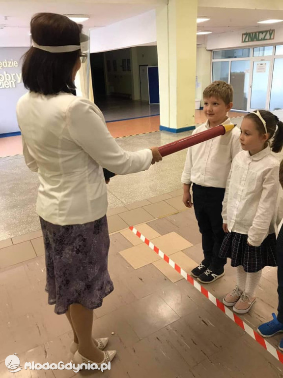 SP 42 - pasowanie na ucznia 2020