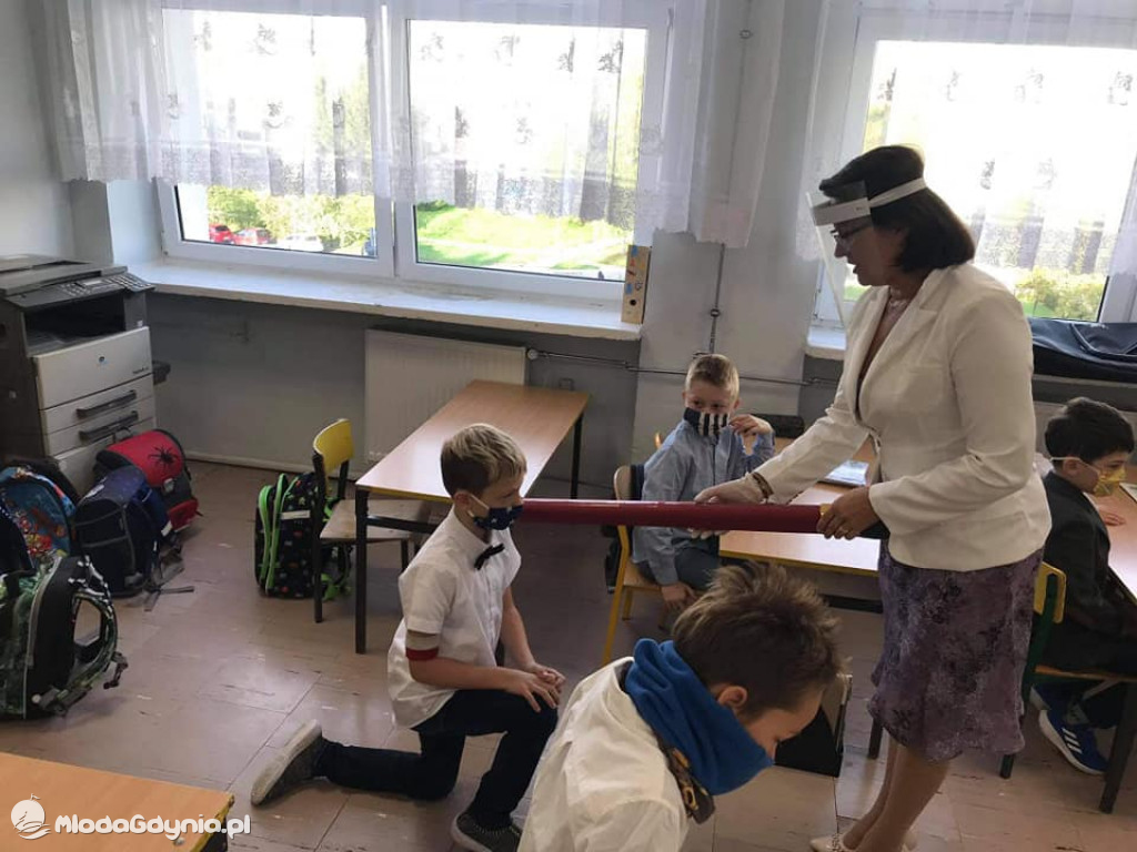 SP 42 - pasowanie na ucznia 2020