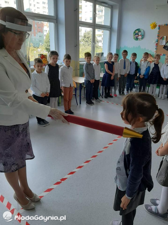 SP 42 - pasowanie na ucznia 2020