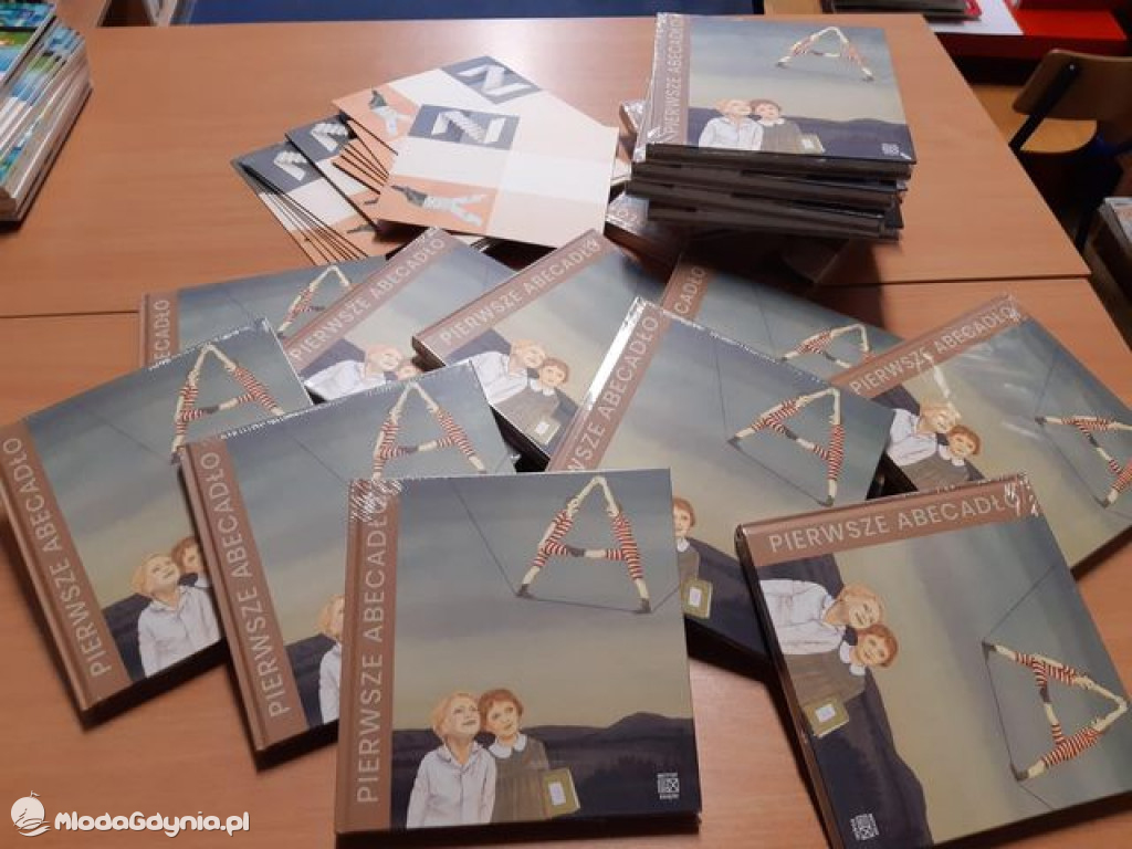 SP 26 - pasowanie na czytelnika biblioteki szkolnej 2020