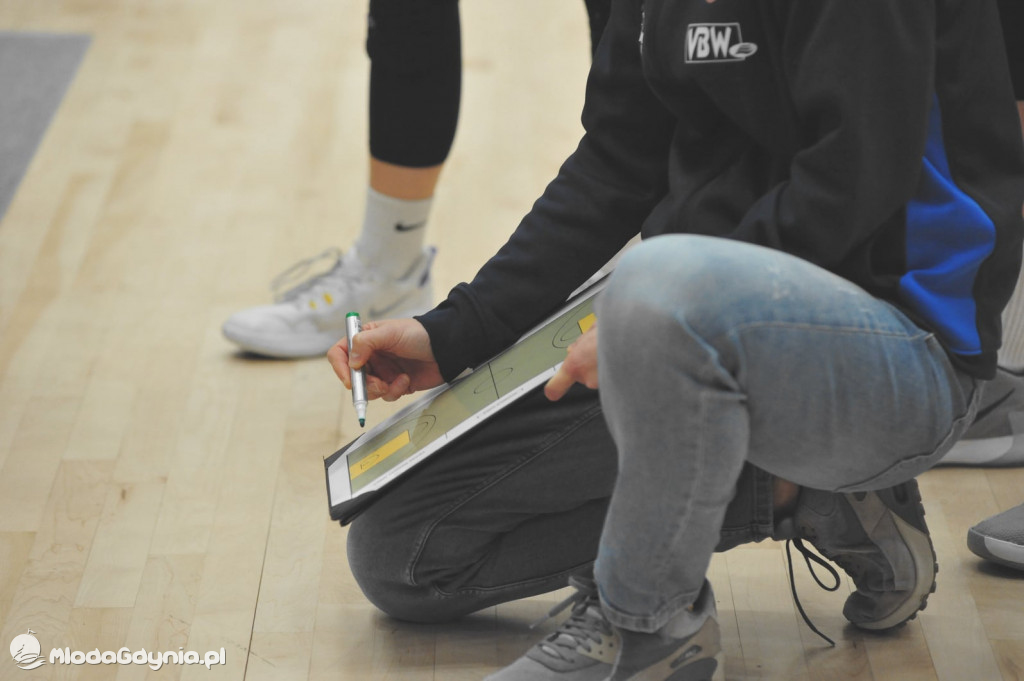 GTK Gdynia - KKS Olsztyn 102:53