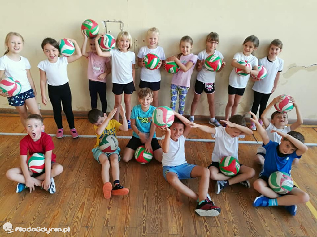 SP 43 - pierwszaki na wf-ie