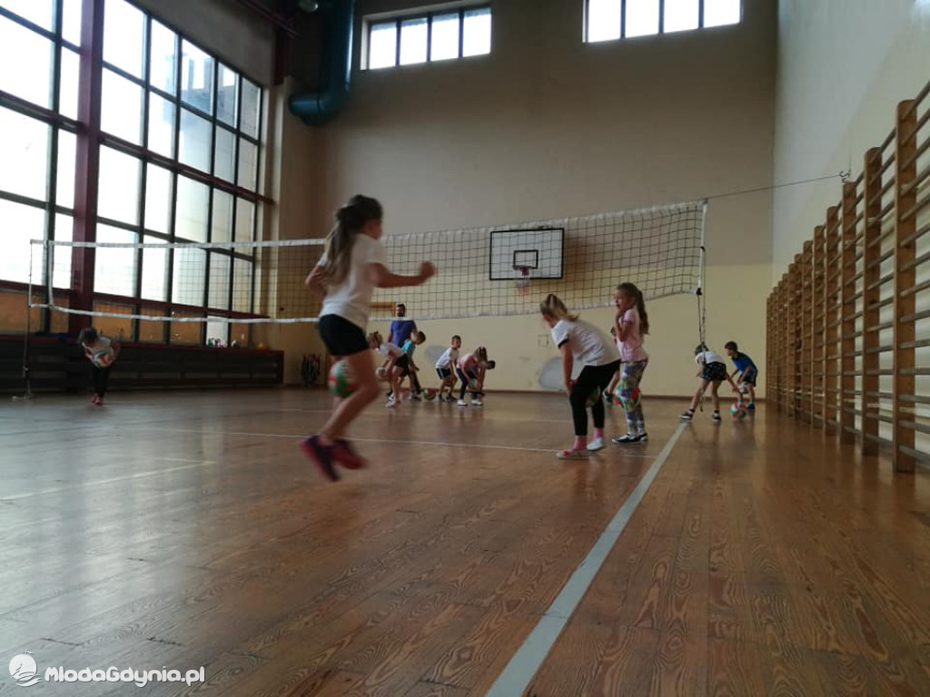 SP 43 - pierwszaki na wf-ie