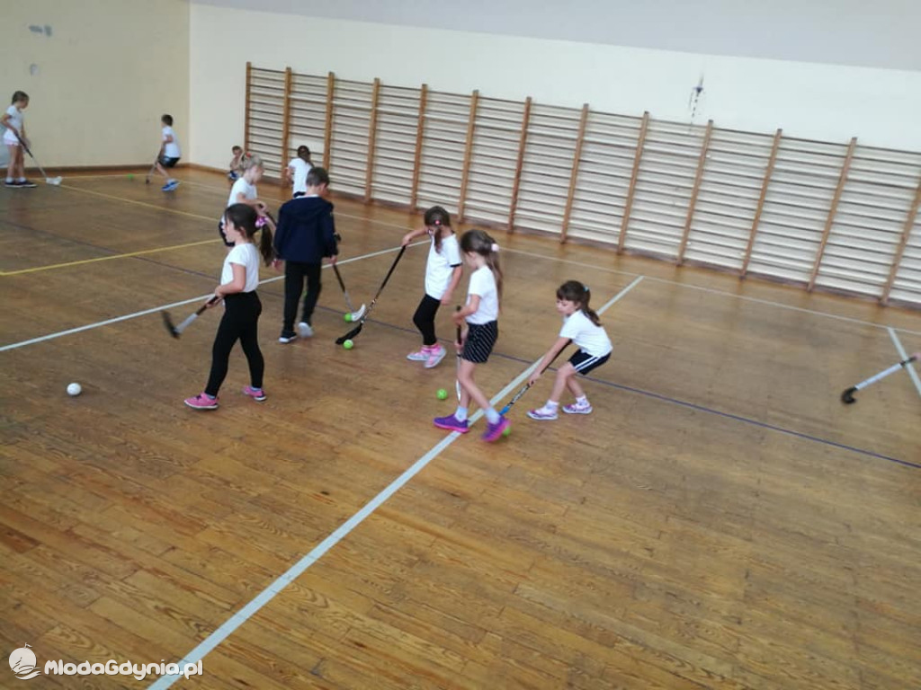 SP 43 - pierwszaki na wf-ie