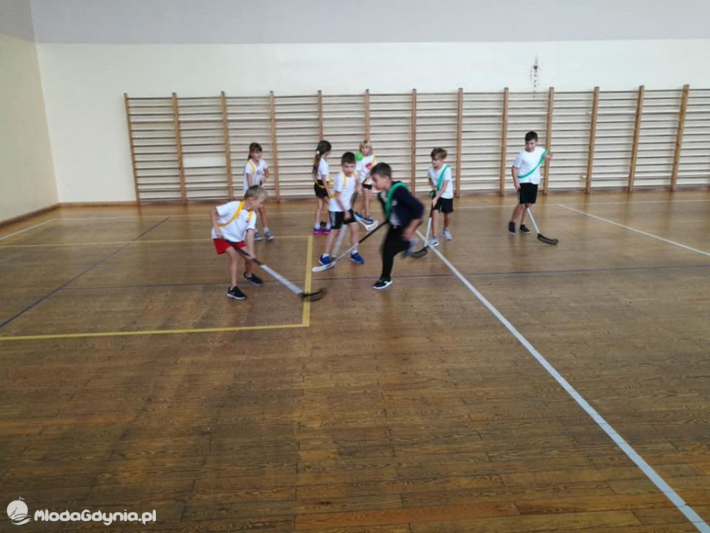 SP 43 - pierwszaki na wf-ie