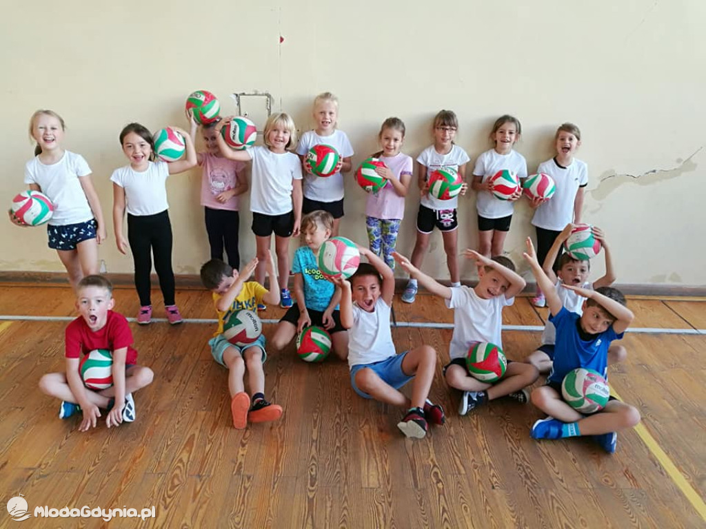 SP 43 - pierwszaki na wf-ie