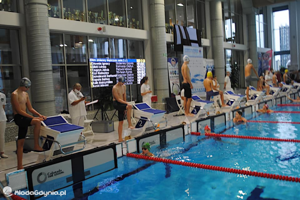 UKS 7 - Ignacy Ołownia i Olivier Hubiński na Otylia Swim Cup 2020