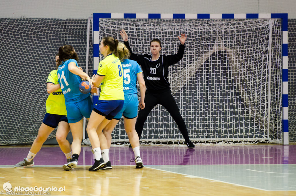 Juniorki SPR Gdynia - MKS Truso Elbląg 32:28