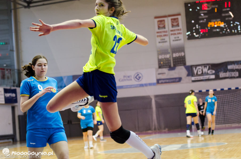 Juniorki SPR Gdynia - MKS Truso Elbląg 32:28