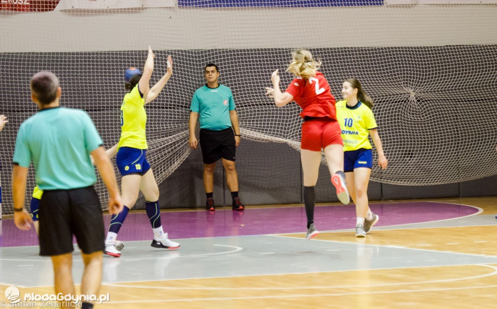 SPR Arka Gdynia - SMS ZPRP II Płock 34:23