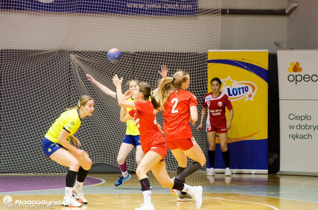 SPR Arka Gdynia - SMS ZPRP II Płock 34:23