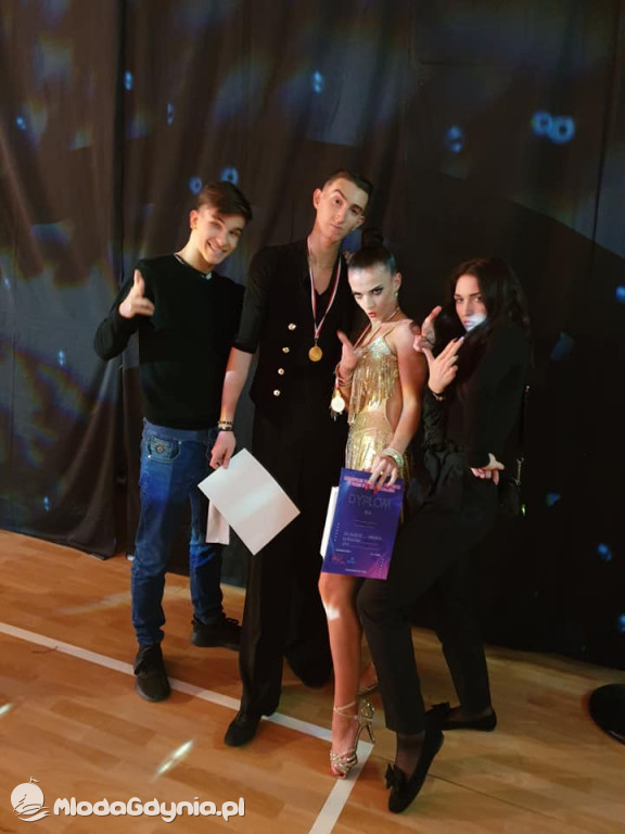 Oliwia Ziętowska i Kacper Sąsiadek - taneczne sukcesy w sezonie koronawirusa