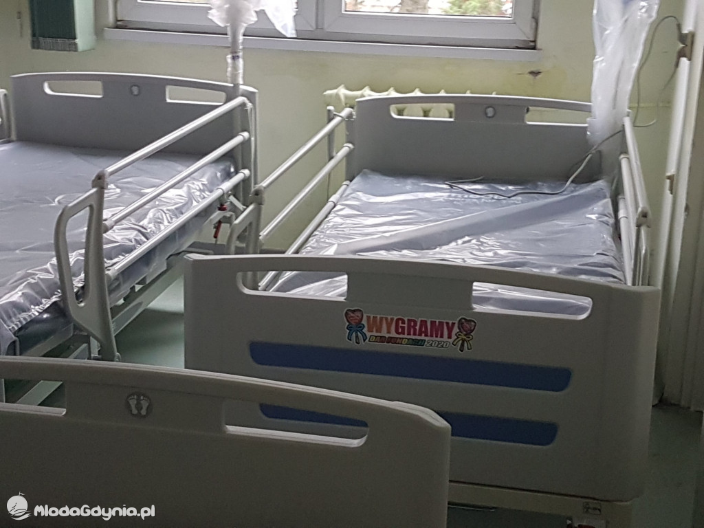 Szpital PCK - łóżka z WOŚP
