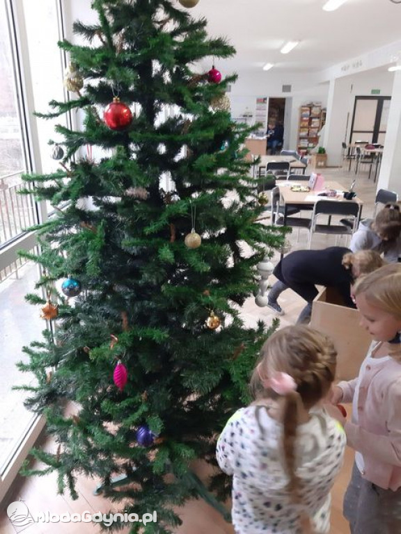 Choinka w świetlicy SP 26 - 2020