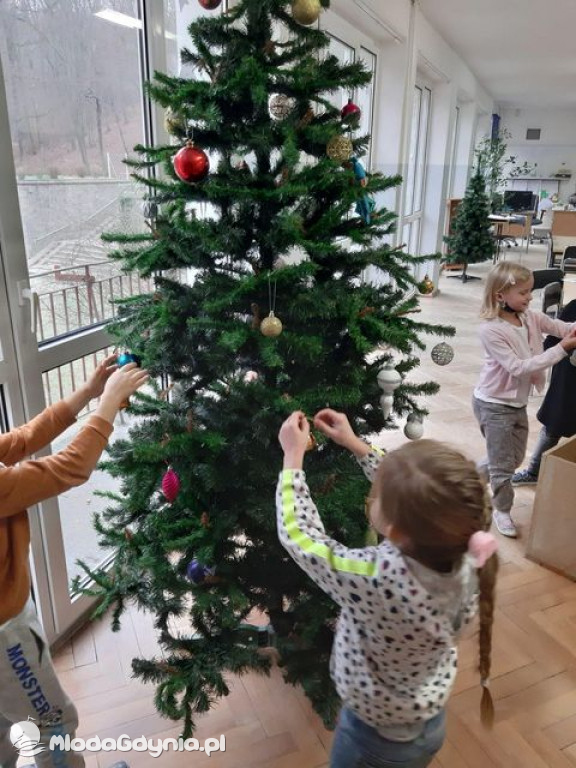Choinka w świetlicy SP 26 - 2020