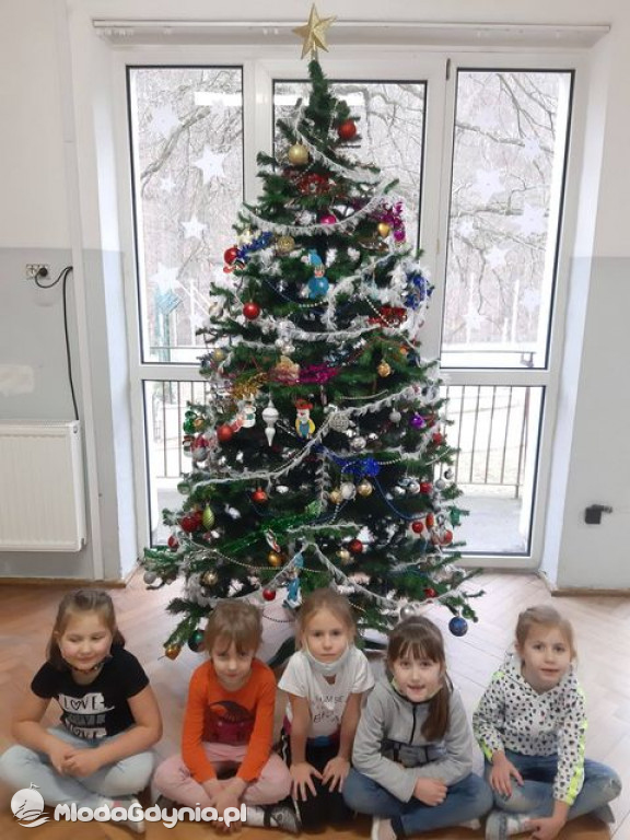 Choinka w świetlicy SP 26 - 2020