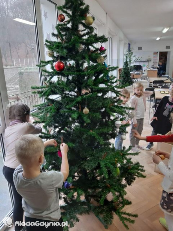 Choinka w świetlicy SP 26 - 2020