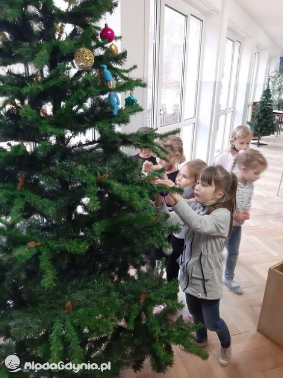 Choinka w świetlicy SP 26 - 2020