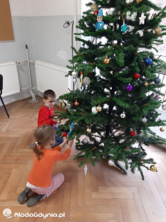 Choinka w świetlicy SP 26 - 2020