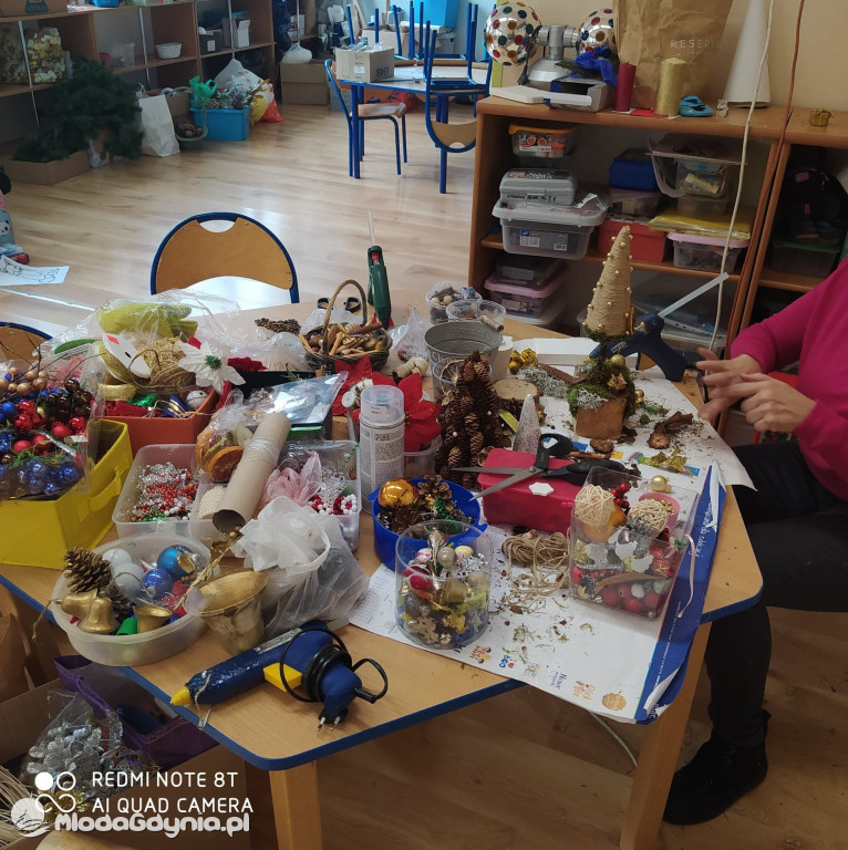 SP 40 - kiermasz Dzieci Dzieciom - Hospicjum dziękuje