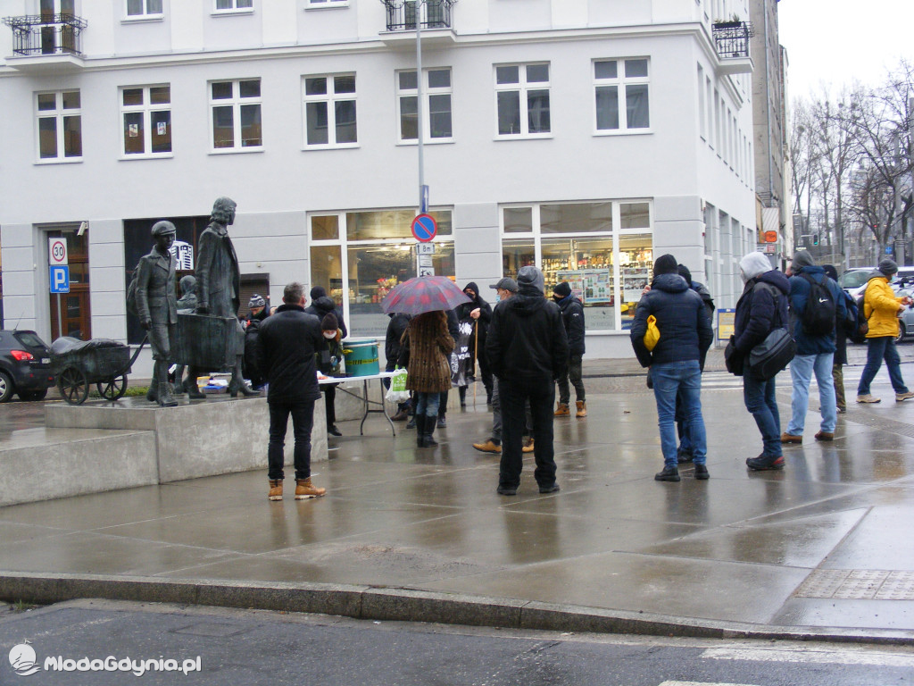 Food not bombs (jedzenie zamiast bomb) - 23.01.2021