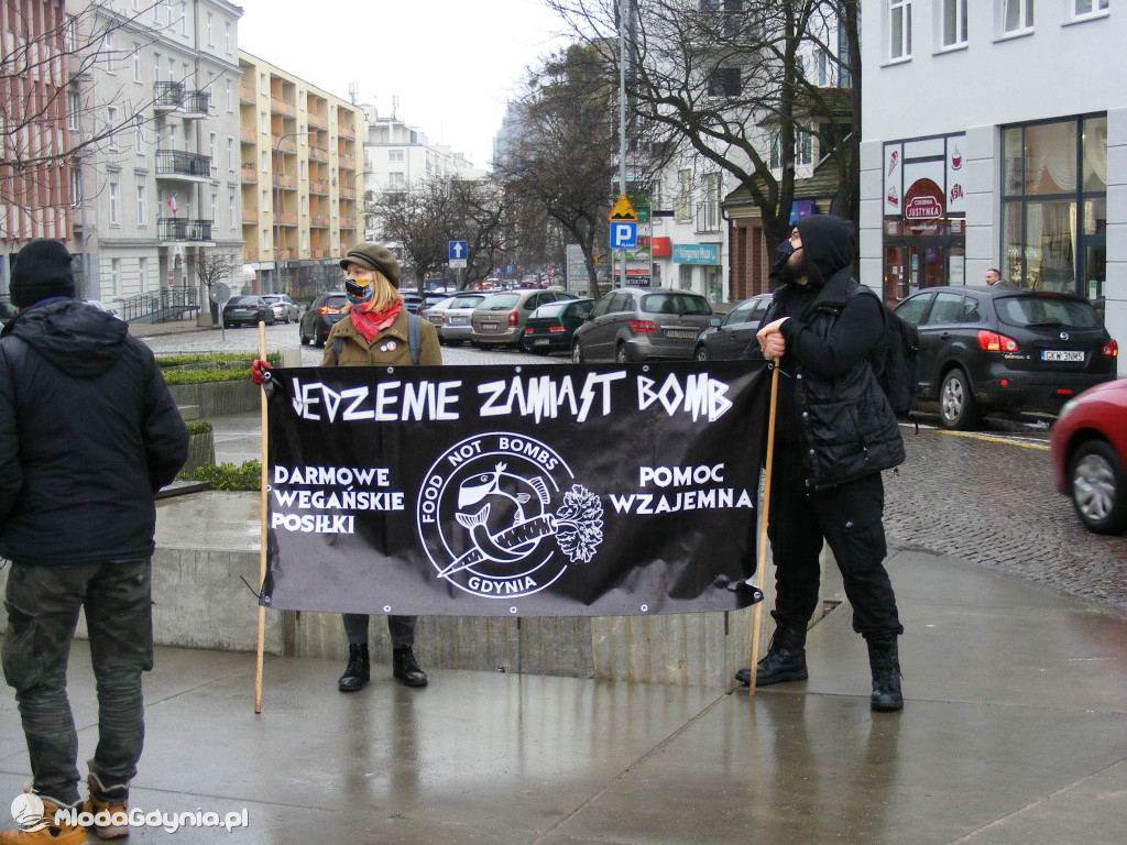 Food not bombs (jedzenie zamiast bomb) - 23.01.2021