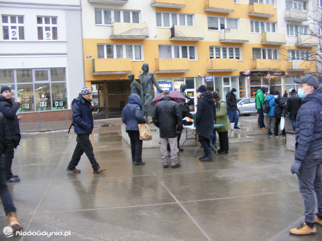 Food not bombs (jedzenie zamiast bomb) - 23.01.2021