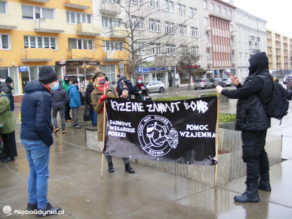 Food not bombs (jedzenie zamiast bomb) - 23.01.2021