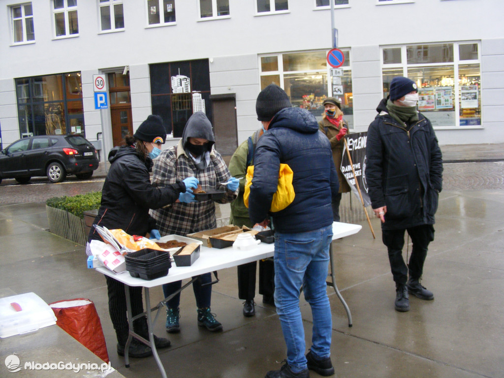 Food not bombs (jedzenie zamiast bomb) - 23.01.2021