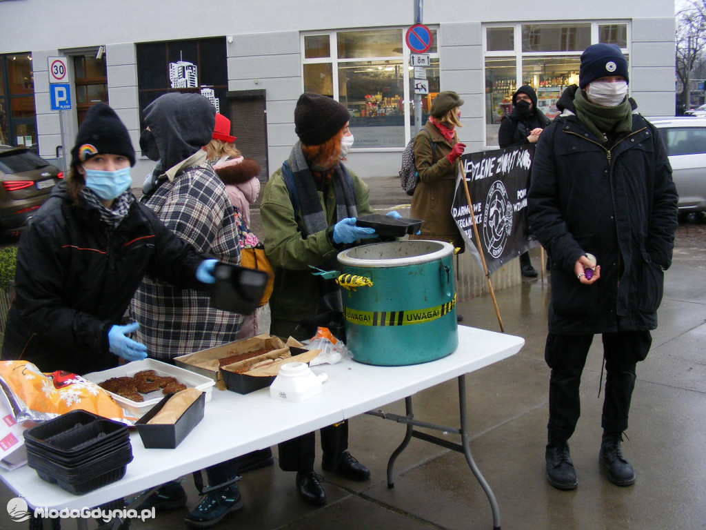 Food not bombs (jedzenie zamiast bomb) - 23.01.2021