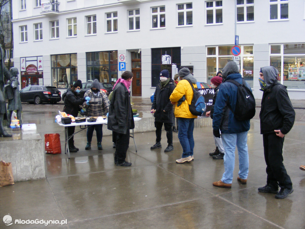 Food not bombs (jedzenie zamiast bomb) - 23.01.2021