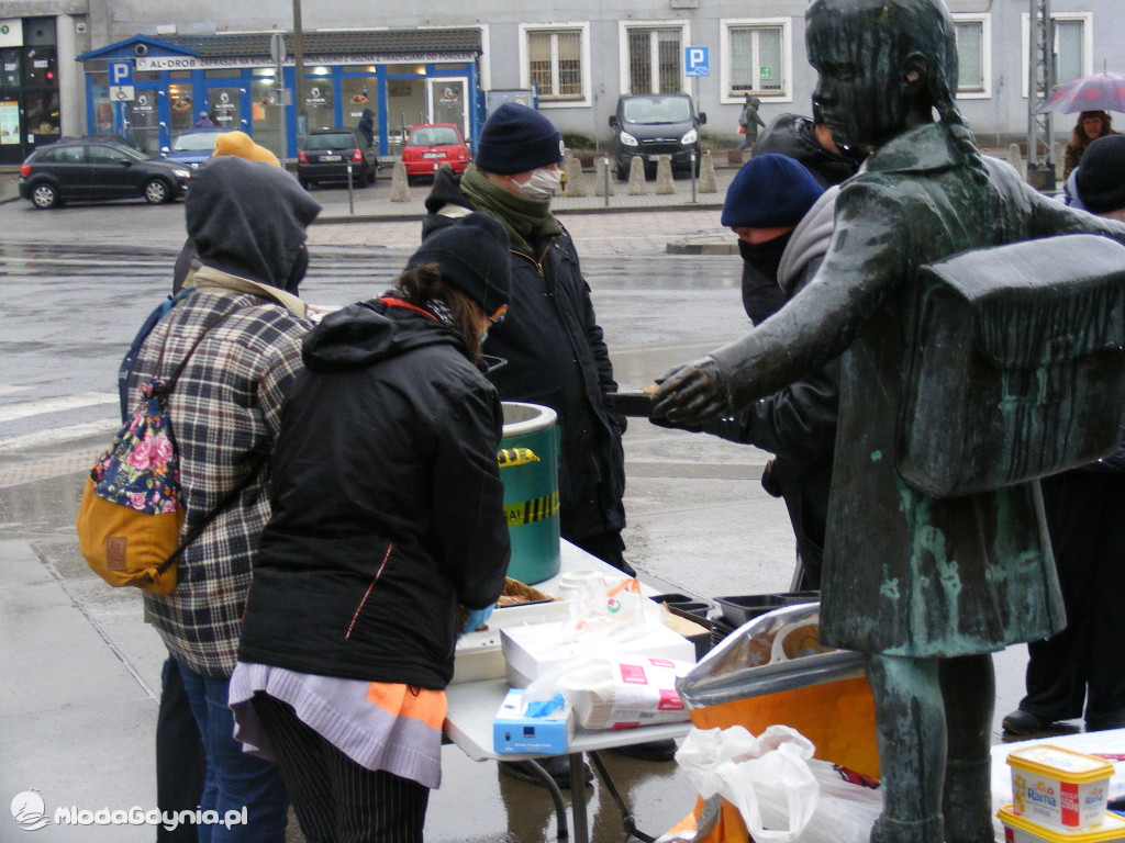 Food not bombs (jedzenie zamiast bomb) - 23.01.2021