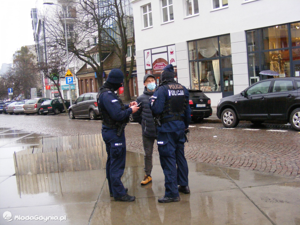 Food not bombs (jedzenie zamiast bomb) - 23.01.2021