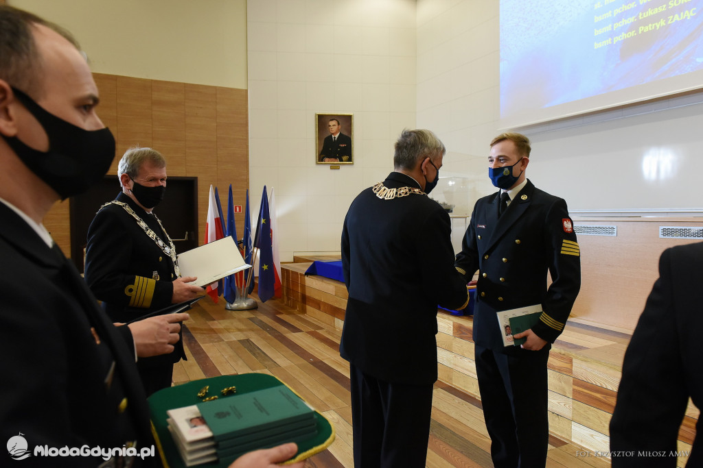 AMW - UROCZYSTE ZAKOŃCZENIE STUDIÓW I STOPNIA
