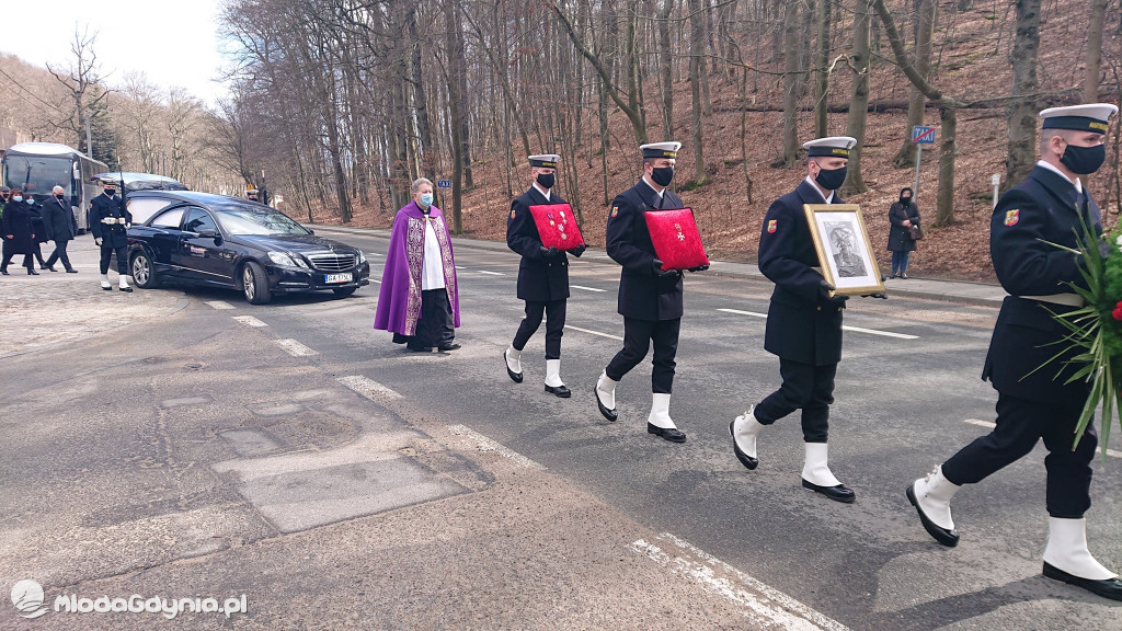 Pożegnaliśmy dzisiaj z asystą wojskową Teresę Zajdel. Działaczkę Solidarności i Solidarności Walczącej
