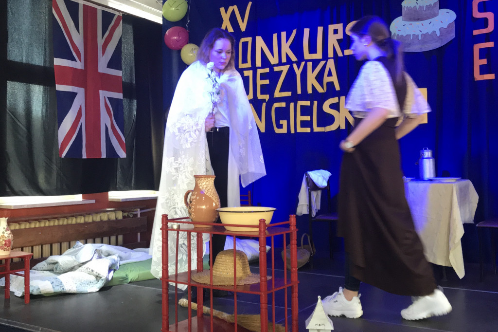We can speak English 2013 - 2019