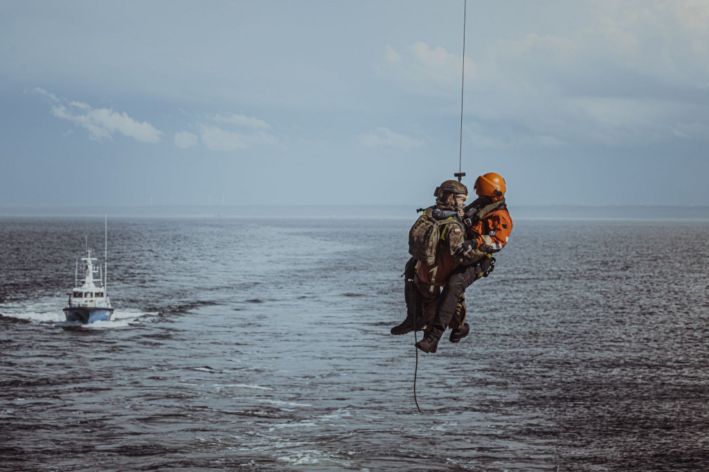 Pomorscy terytorialsi podczas szkolenia na Bałtyku