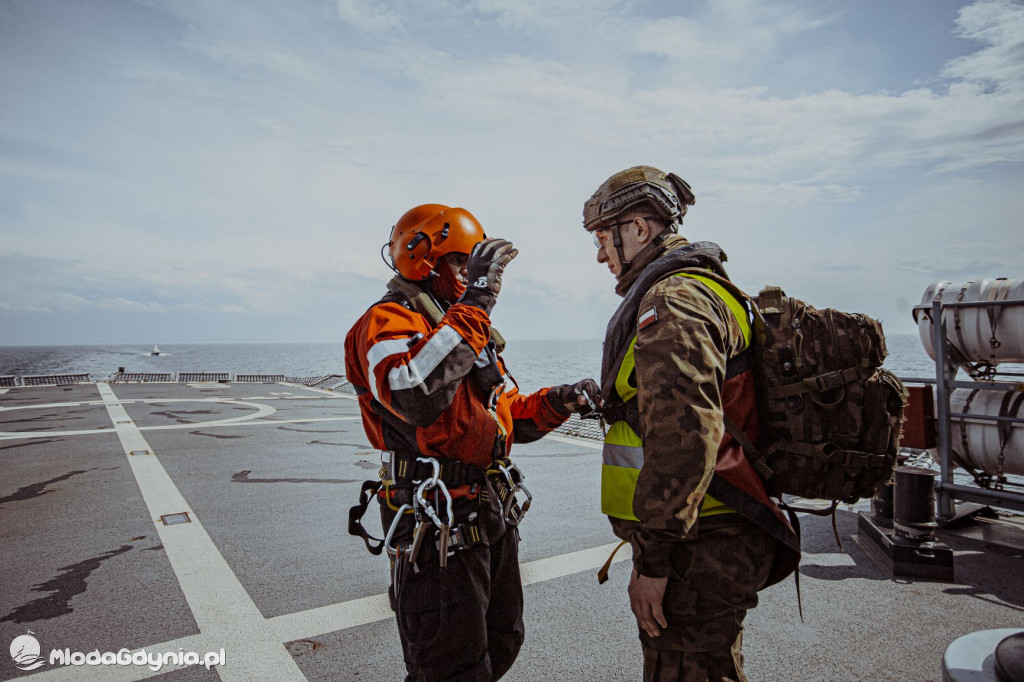 Pomorscy terytorialsi podczas szkolenia na Bałtyku