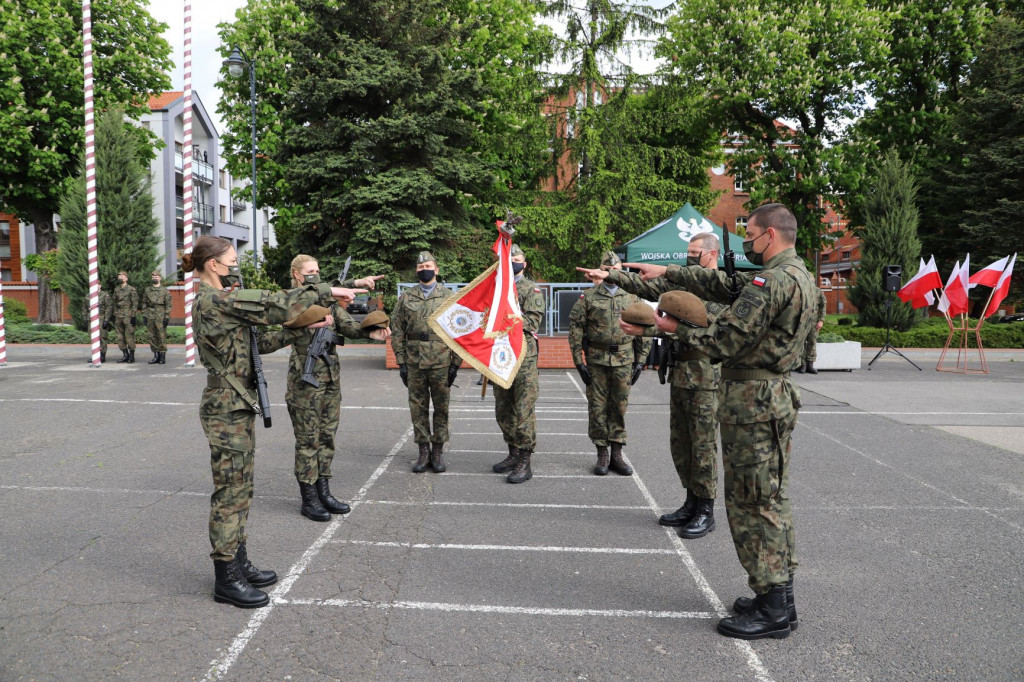 Przysięga żołnierzy 7 PBOT
